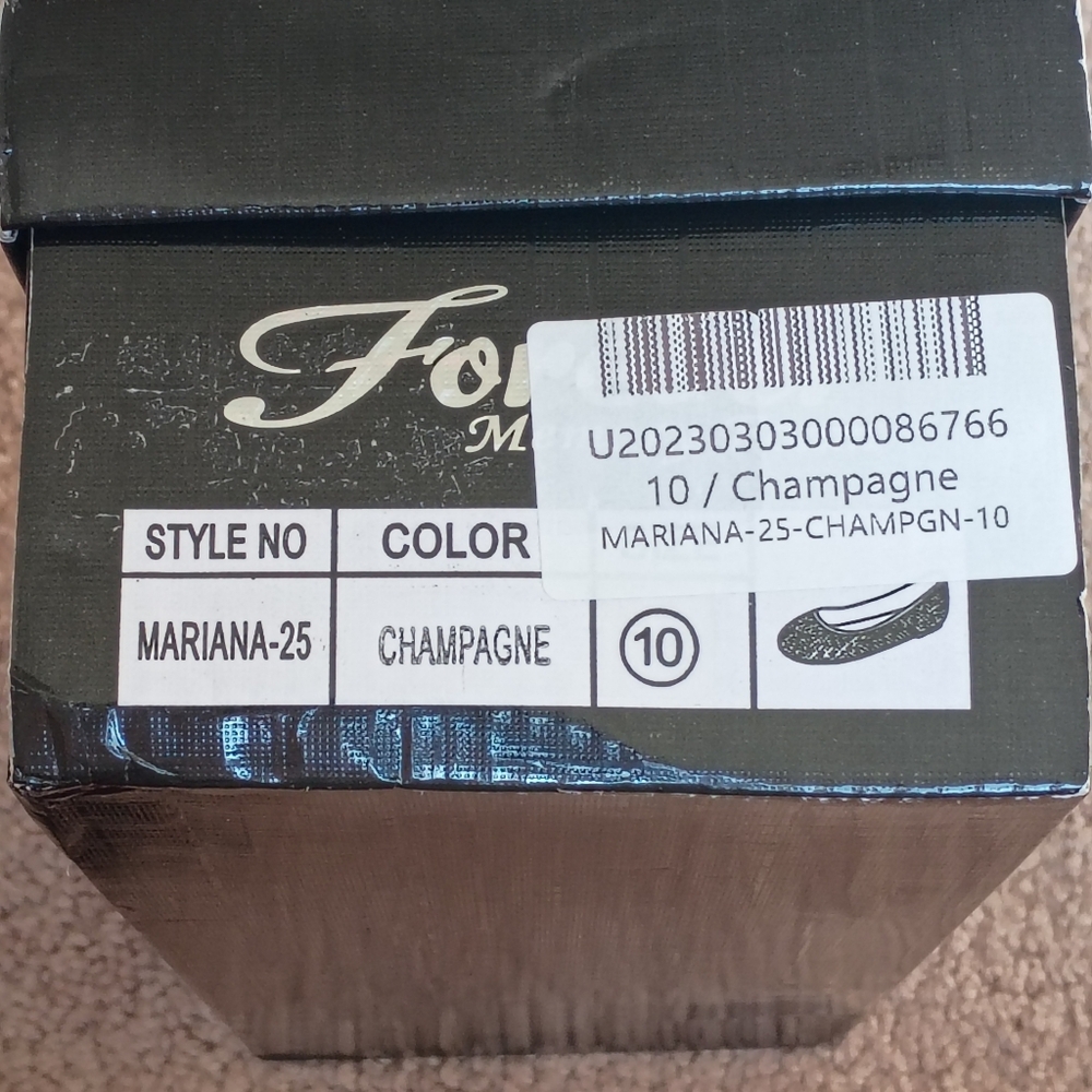 Forever 21 Women's Marianna Memory Foam Gemstone Flats with Gold Edges - Picture 3 of 8